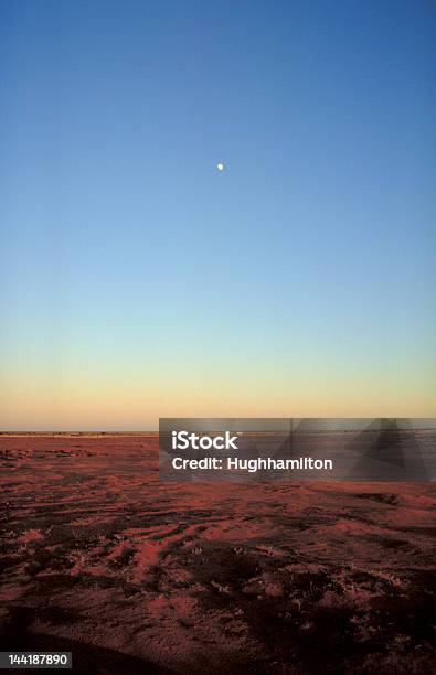 Montanha Partida - Fotografias de stock e mais imagens de Austrália - Austrália, Azul, Céu