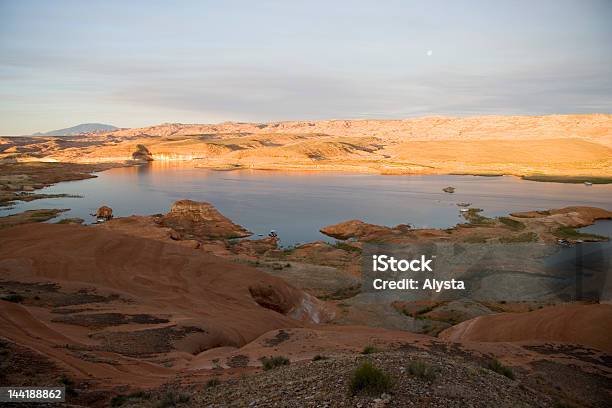 Lago Powell Comedor E Rock Ignorar - Fotografias de stock e mais imagens de Ao Ar Livre - Ao Ar Livre, Areia, Arenito