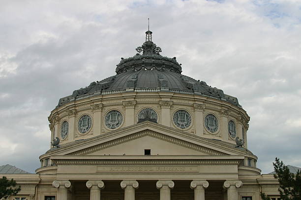 oper von bucarest, der hauptstadt von rumänien - bucharest opera romania indigenous culture stock-fotos und bilder