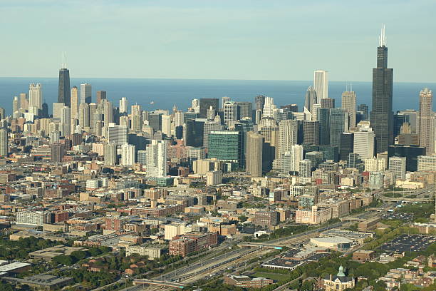 istock Aerial Chicago Skyline 144191601