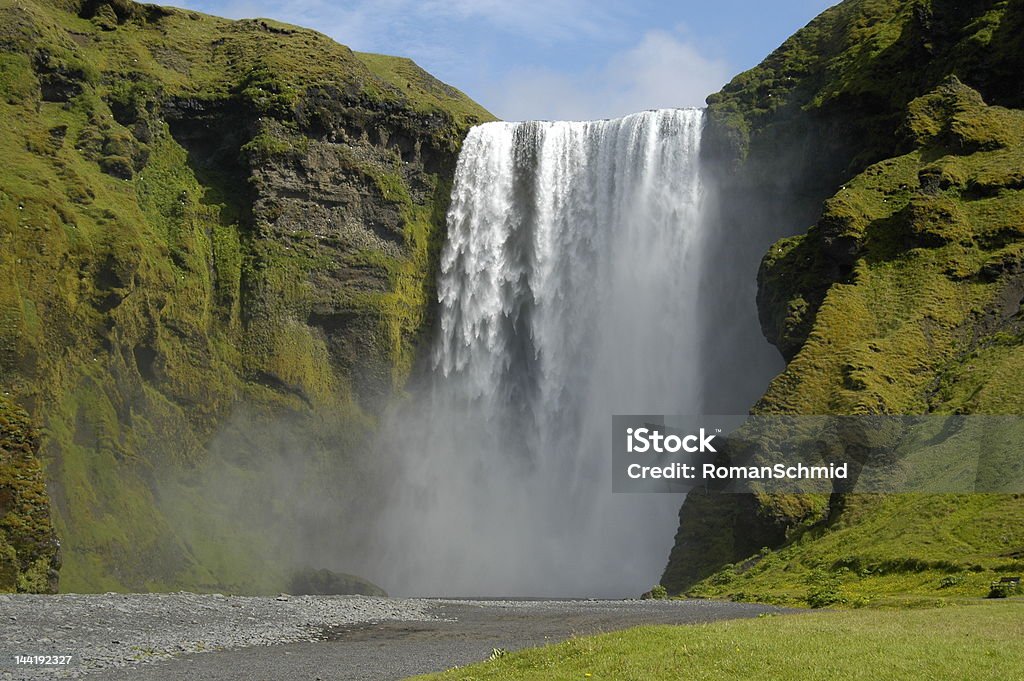 Cascada en Islandia - Foto de stock de Agua libre de derechos