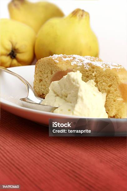 Marmelo Sobremesa Com Frutas - Fotografias de stock e mais imagens de Açúcar - Açúcar, Batido - Modo de Preparação de Comida, Baunilha - Condimento