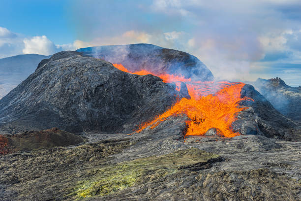 istock Volcanic crater on Iceland to erupt 1441928909