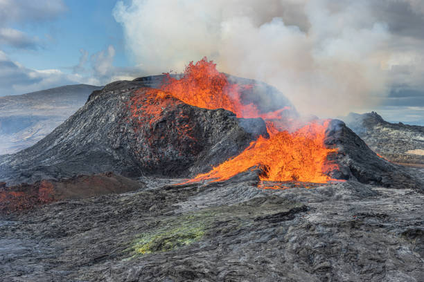 istock liquid lava from the volcano 1441929245