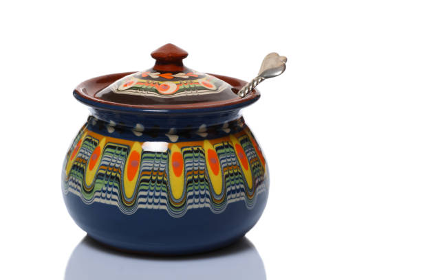 Chinese food pot