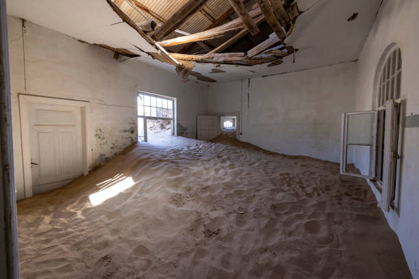 istock Sand filled house in Kolmanskop diamond ghost town 1441988743
