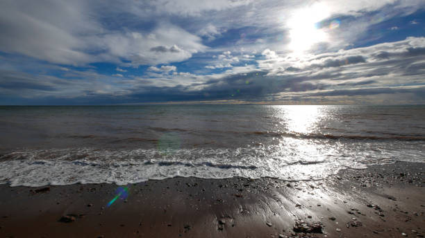 ガスペシーのビーチ - gaspe peninsula ストックフォトと画像