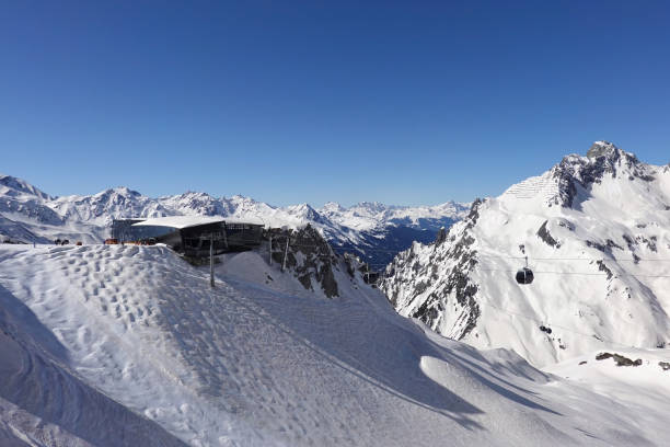 istock Skiing in St. Anton, Austria 1442055597