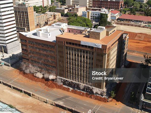 Edificio Implosion Nel Centro Di Johannesburg Sud Africa - Fotografie stock e altre immagini di Città