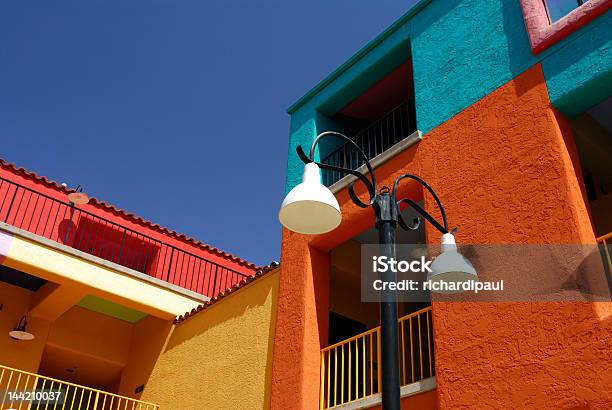 Kolorowe Budynki W Centrum Tucson - zdjęcia stockowe i więcej obrazów Tucson - Tucson, Bez ludzi, Fotografika