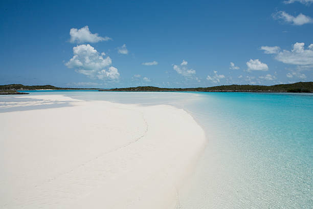 Beautiful Bahamian scenic Beautiful Bahamian scenic with sand spit and islands sandbar stock pictures, royalty-free photos & images