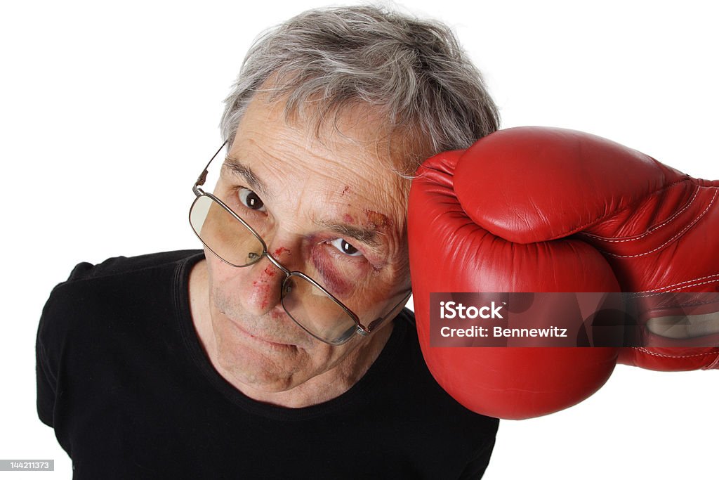 Человек модели с Боксёрская перчатка - Стоковые фото Активный пенсионер роялти-фри