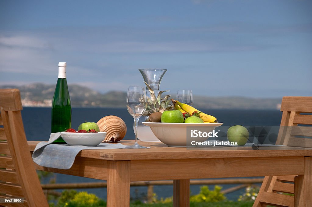 El desayuno se sirve en Cephalonia - Foto de stock de Azul libre de derechos