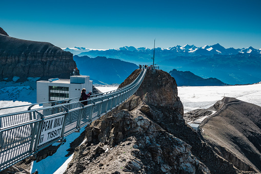 There is only one suspension bridge in the world that connects two mountain peaks. It can be found at Glacier 3000. The Peak Walk is the highlight of the glacier adventure: It connects the smaller peak (View Point) with the 5 meter higher main peak (Scex Rouge) and takes all guests to incredible heights. The 107 metre long and 80 centimetre wide bridge offers a stunning view onto the Alps: Matterhorn, Mont Blanc, Eiger, Mönch and Jungfrau are visible from the bridge and offer grandiose views, far off into the distance.