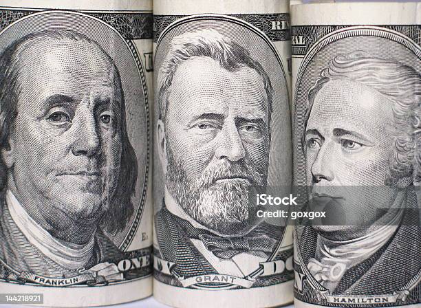 Triplete De Billete De Banco De Retratos Foto de stock y más banco de imágenes de Actividad comercial - Actividad comercial, Actividades bancarias, Ahorros