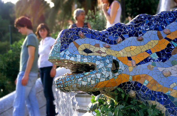 istock Barcelona Lizard Fountain 144219297