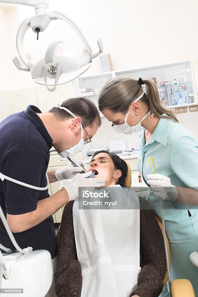 Dental atendimento - Foto de stock de Dentista royalty-free