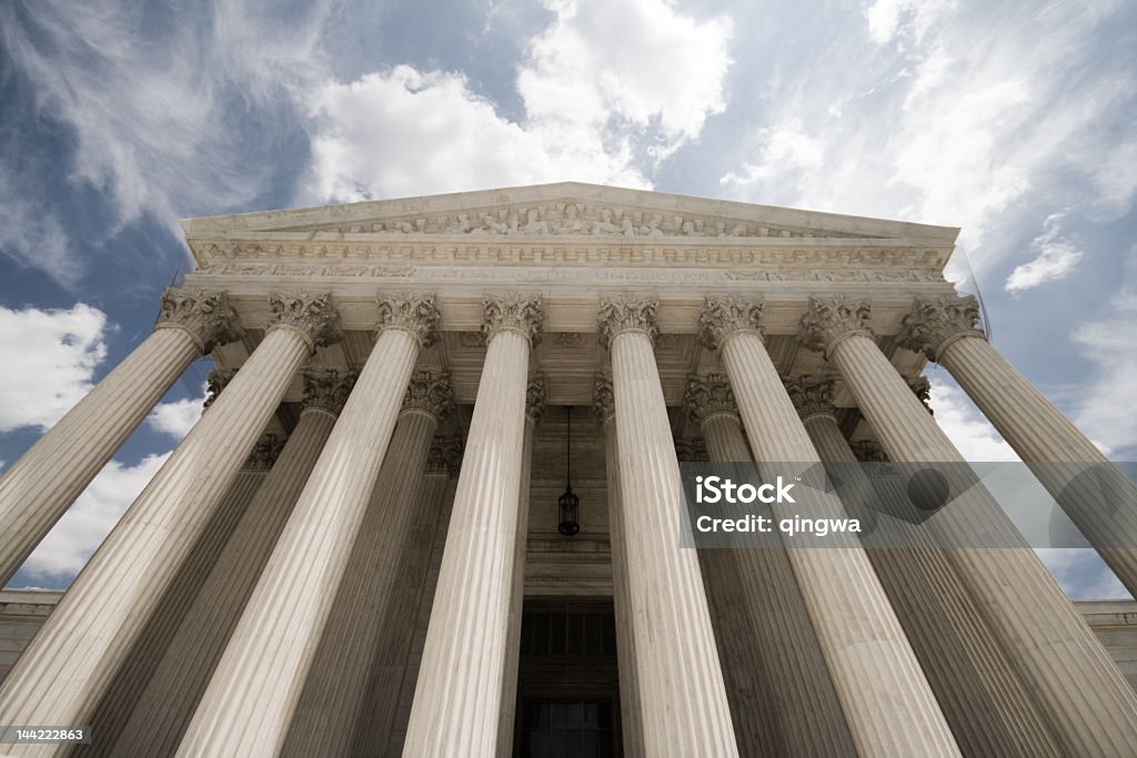 Hoch Gerechtigkeit Fassade des Vereinigten Staaten Supreme Court Gebäude - Lizenzfrei Amerikanische Verfassung Stock-Foto