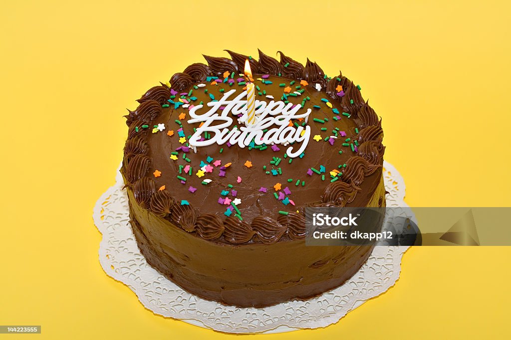 초콜릿 생일 케이크 - 로열티 프리 기념일 스톡 사진