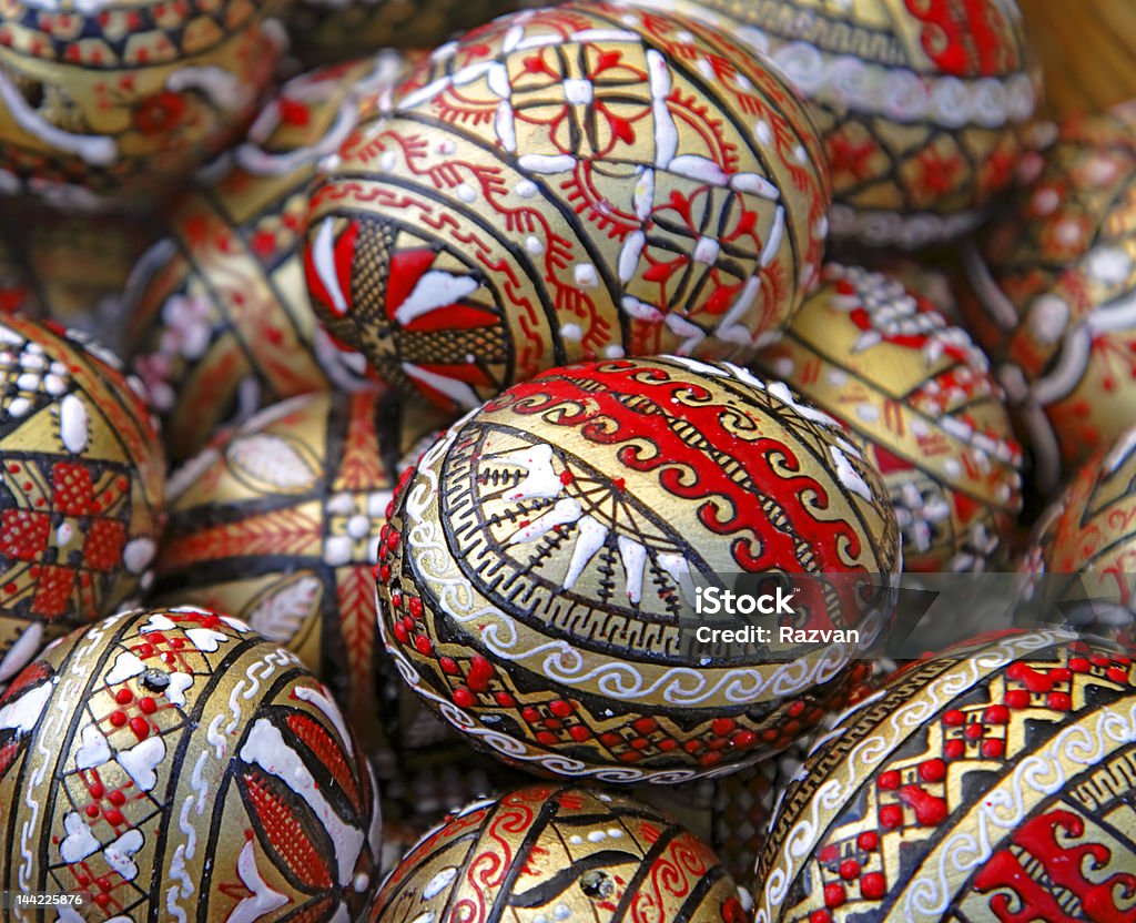 Rumeno uova di Pasqua - Foto stock royalty-free di Arte