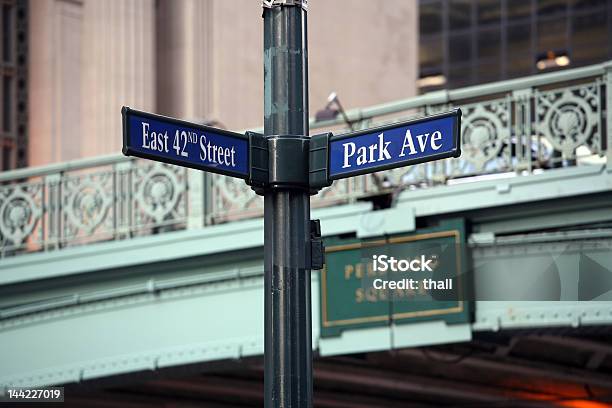 42 Nd Street Und Park Av Stockfoto und mehr Bilder von New York City - New York City, Verkehrsschild, Bundesstaat New York