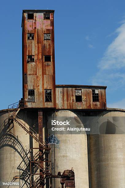 Old Malta Planta 10 Foto de stock y más banco de imágenes de Abandonado - Abandonado, Acero, Aire libre