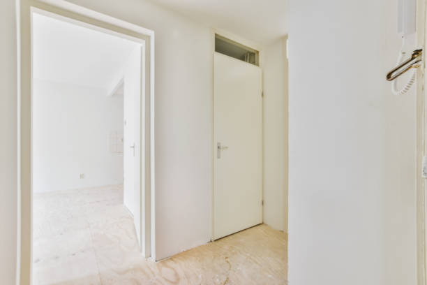 istock an empty room with white walls and a closet 1442285651