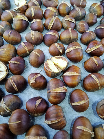 Roasted chestnuts in Turkey, kestane kebap