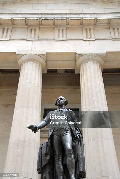 Statua Di George Washington - Fotografie stock e altre immagini di George Washington - George Washington, Statua, Wall Street