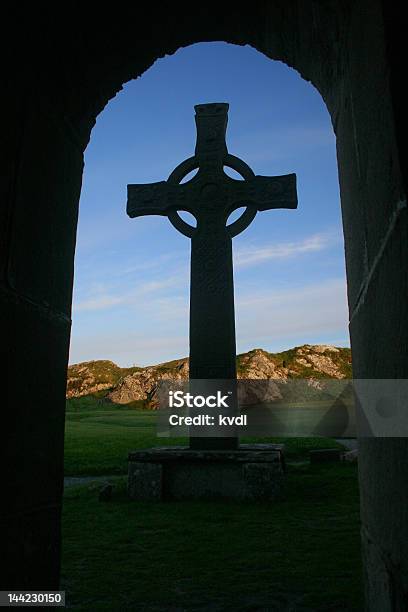 St Johns Cross - Fotografias de stock e mais imagens de Abadia - Abadia, Iona, Cristianismo
