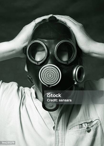 Maschera Antigas - Fotografie stock e altre immagini di Adulto - Adulto, Camuffamento, Centrale nucleare