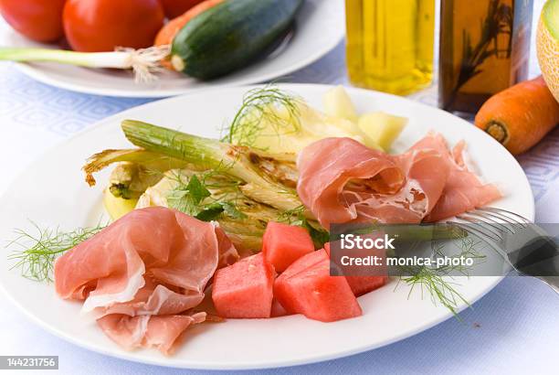 Gastrónomo Prosciutto Saladacom Funcho Melão 3 - Fotografias de stock e mais imagens de Assado - Assado, Beringela, Carne