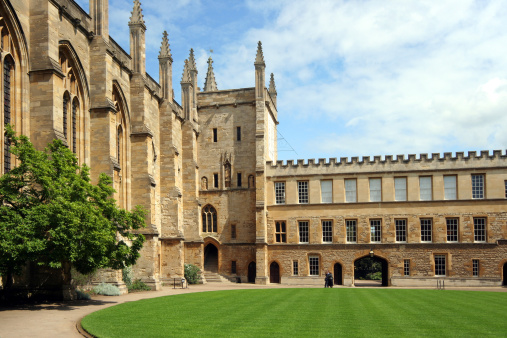 Oxford University College Courtyard Stock Photo - Download Image Now - Oxford  University, Oxford - England, University - iStock