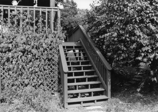 istock Staircase leading to Porch 1442330034