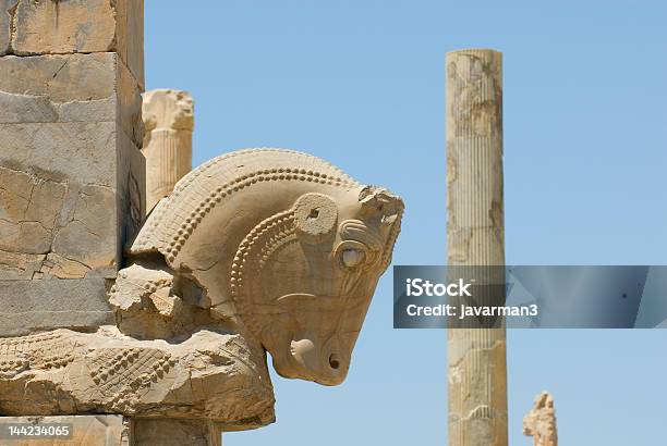 Persépolis Ruinas Del Antiguo De La Ciudad Foto de stock y más banco de imágenes de Antigualla - Antigualla, Antiguo, Antigüedades