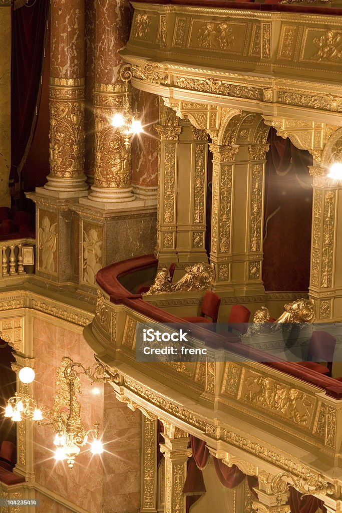 El interior de un viejo teatro - Foto de stock de Actuación - Espectáculo libre de derechos