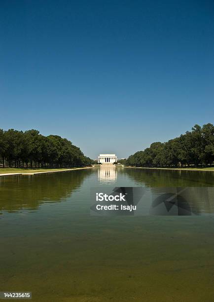 Piscina Riflettente E Lincoln Memorial - Fotografie stock e altre immagini di Acqua - Acqua, Albero, Ambientazione tranquilla