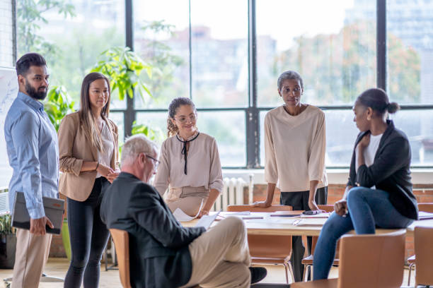 istock Casual Business Meeting 1442369583