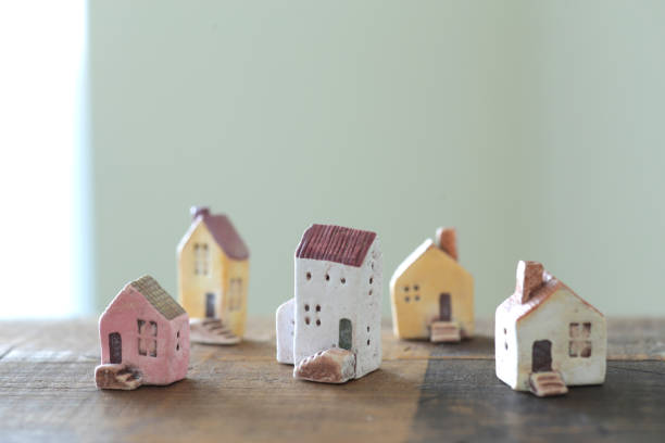 istock House model and blueprint image of my home 1442394755