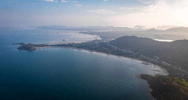 aerial view of long beach at sunset, in koh lanta, krabi, thailand - length south high up climate imagens e fotografias de stock