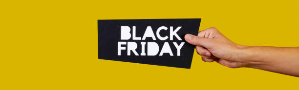 istock black sign with the text black friday, banner format 1442495663