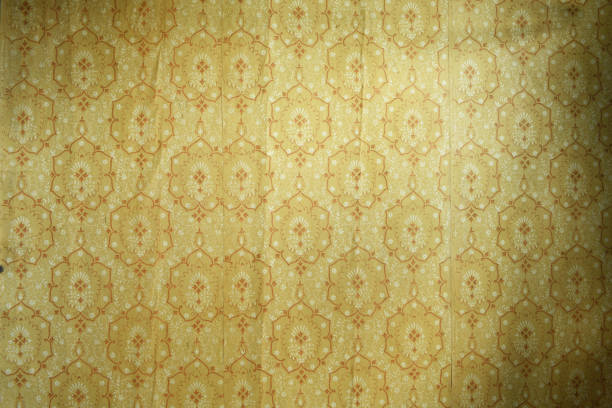 Patterned wallpaper from the 1970s/1980s