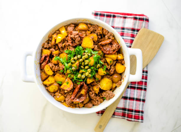 istock Roasted Potatoes and ground beef 1442555069