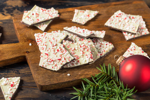 istock Homemade Holiday Peppermint Bark Dessert 1442602030