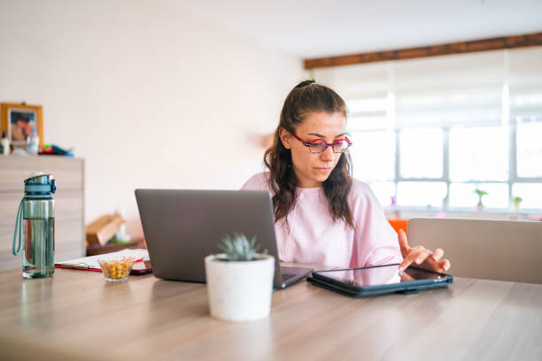 istock Young woman working at home, freelance 1442610698