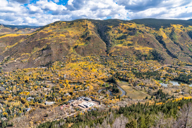istock Autumn colors in Aspen, Colorado 1442612745