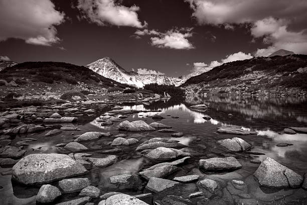 istock Glacial lake and rocks in black & white 144274813