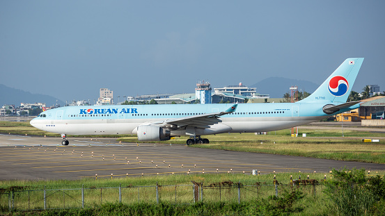 Flight with number KE458, operated by airbus a330 of Korean Air, took off from Danang International Airport to Seoul, Korea