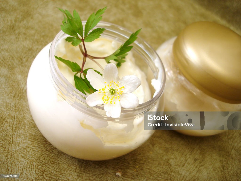 Eiscrème mit weißen Blumen - Lizenzfrei Anfang Stock-Foto