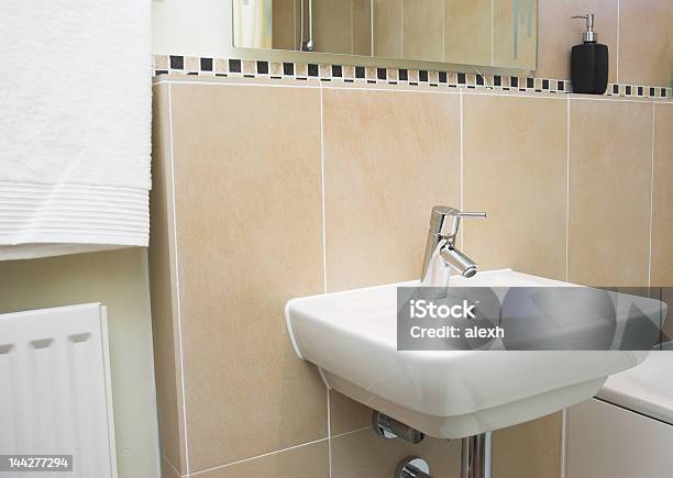 Badezimmer Stockfoto und mehr Bilder von Badezimmer - Badezimmer, Bathroom, Das Leben zu Hause